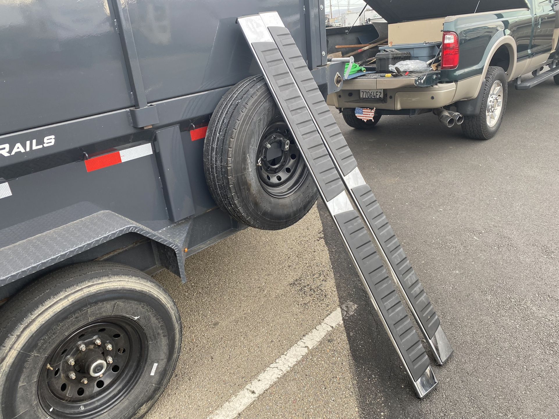 GMC Canyon/ Chevy Colrado Assist Running Boards