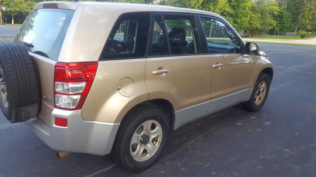 Suzuki grand vitara for Sale in North Miami Beach FL OfferUp