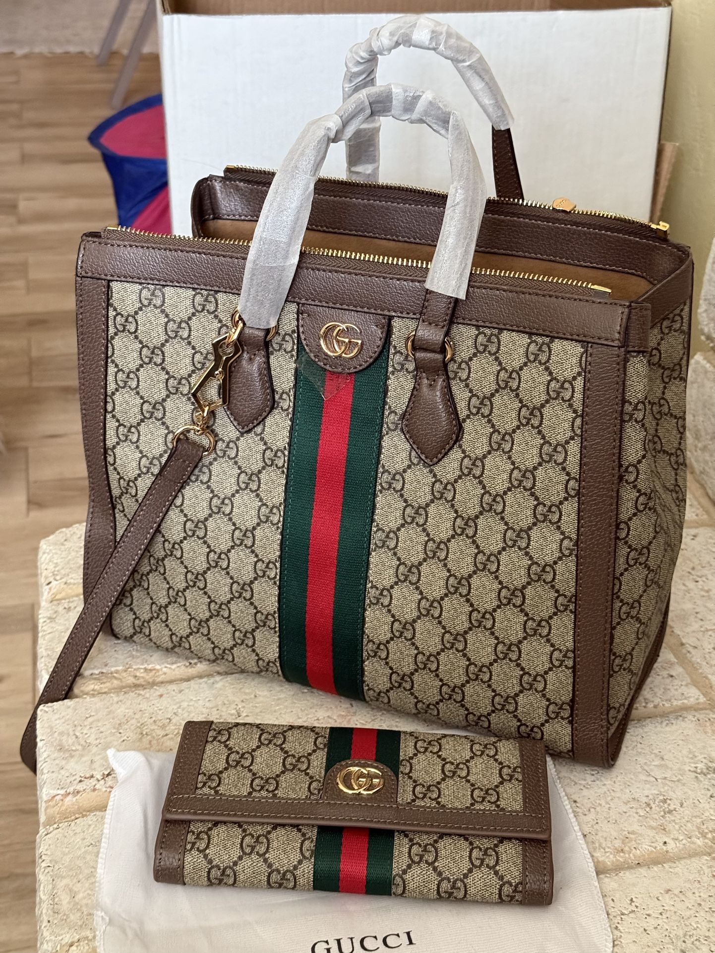 Gucci Ophidia Large Tote + Wallet ( Brand New )