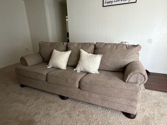 Couch set