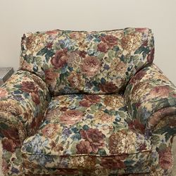 Accent Chair 