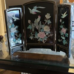 Small Asian Screen 