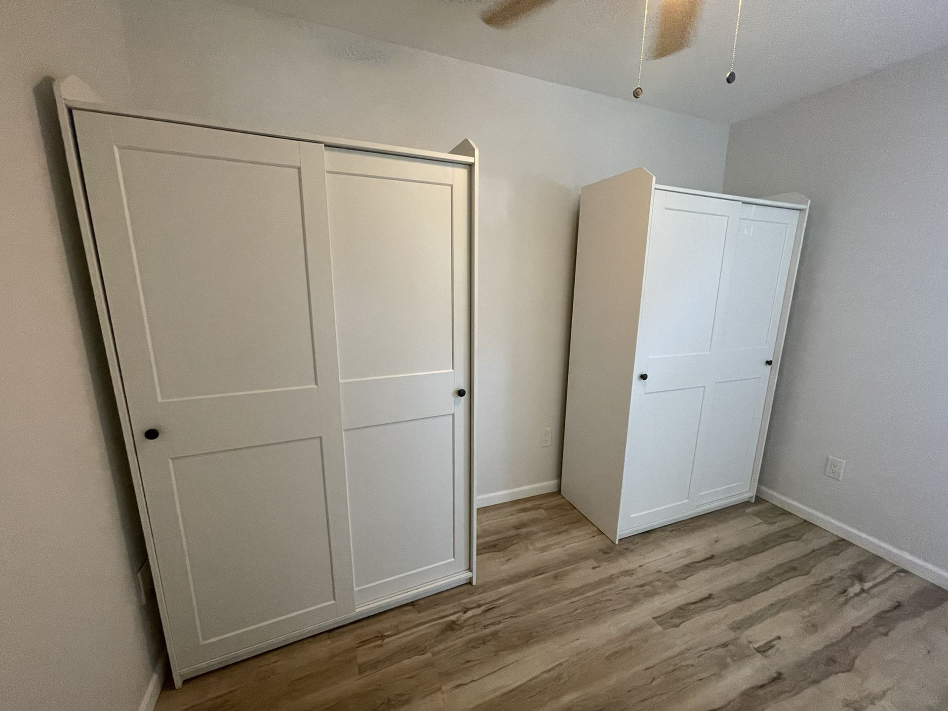 IKEA HAUGA Wardrobe with sliding doors, white