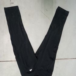 Brand New Adidas Yoga Leggings 