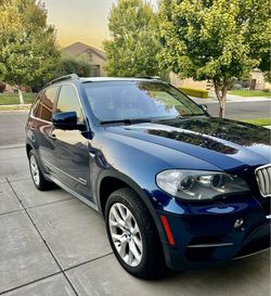 2013 BMW X5 xDrive35i – approx. 147K Miles – $7,900 OBO