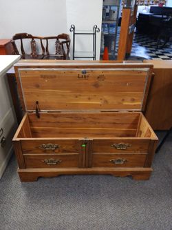 Lane Cedar Hope Chest