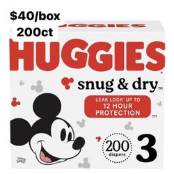 Size 3 (16-28 lbs) Huggies Snug & Dry (200 Baby Diapers)