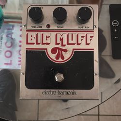 Electro Harmonix Big Muff Guitar Pedal