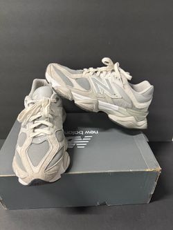 New Balance 9060 Lifestyle Low Top Lace Up Athletic Sneakers Solid Men’s Size 11.