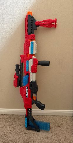 Like New X-Shot Foam Dart Blaster with Scope