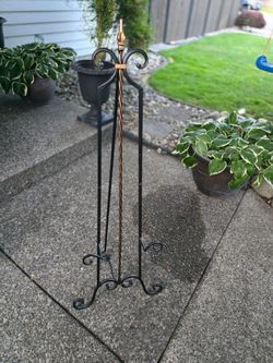 Free stand