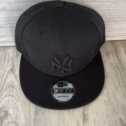 New York Yankees Snapback Hat$35