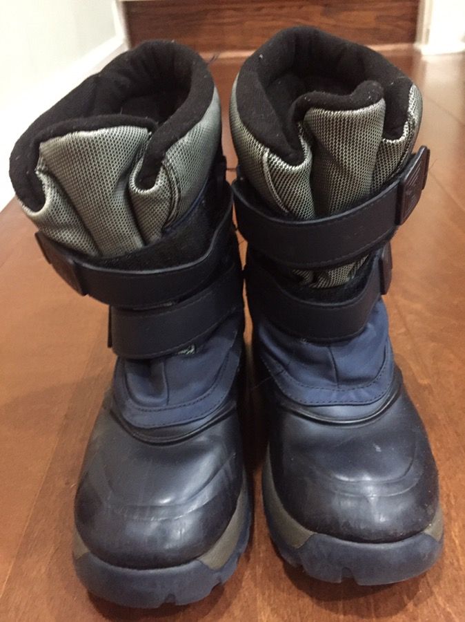 Kids snow boots