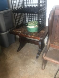 Kids style table and chairs