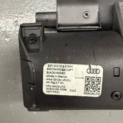 2021 Audi Q5 Privacy trunk cover and roof rack