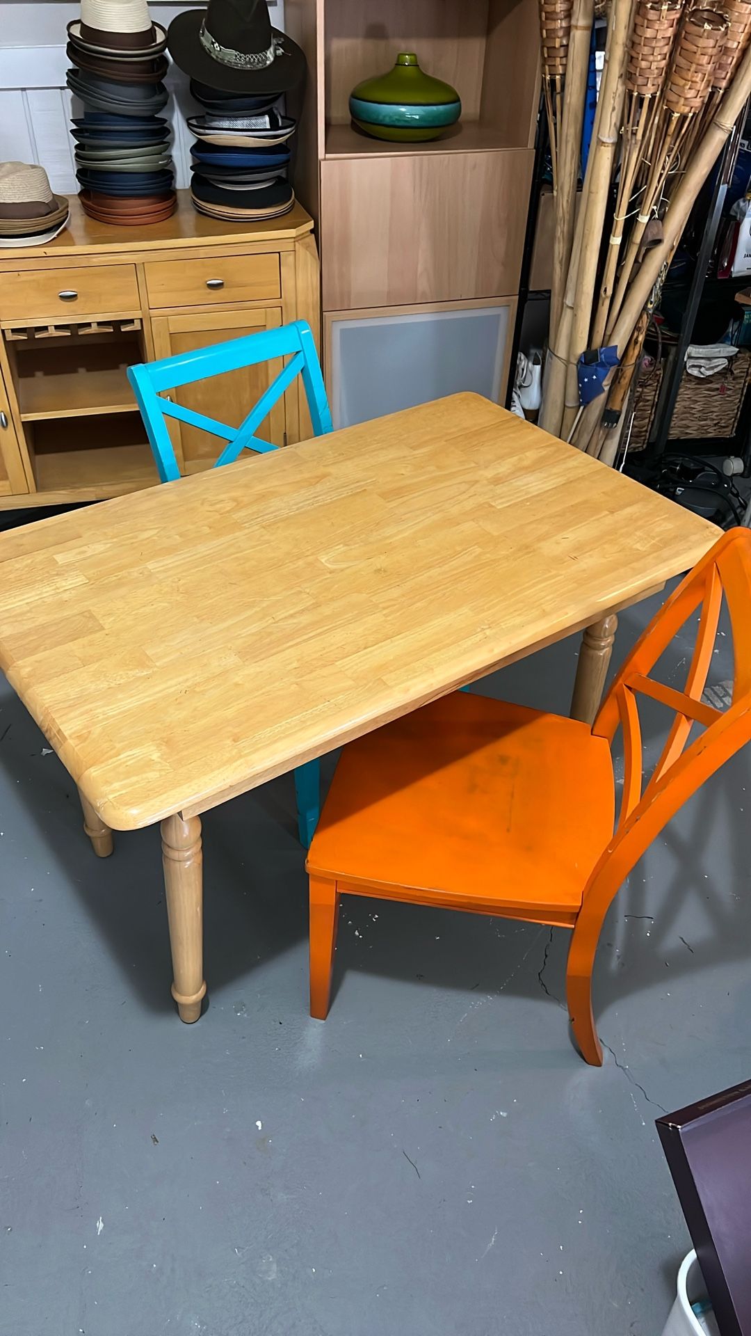 Wood table And Chairs 