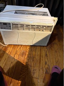 Air conditioner Windows 8000 btu
