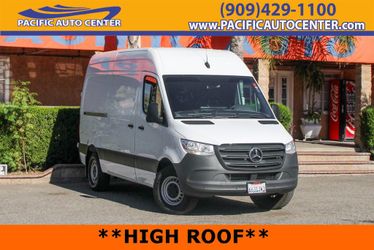 2023 Mercedes-Benz Sprinter 2500