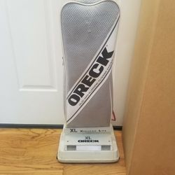 NEW cond ORECK COMMERCIAL 2SPEED VACUUM WITH AMAZING POWER SUCTION WORKS EXCELLENT  , IN THE BOX  