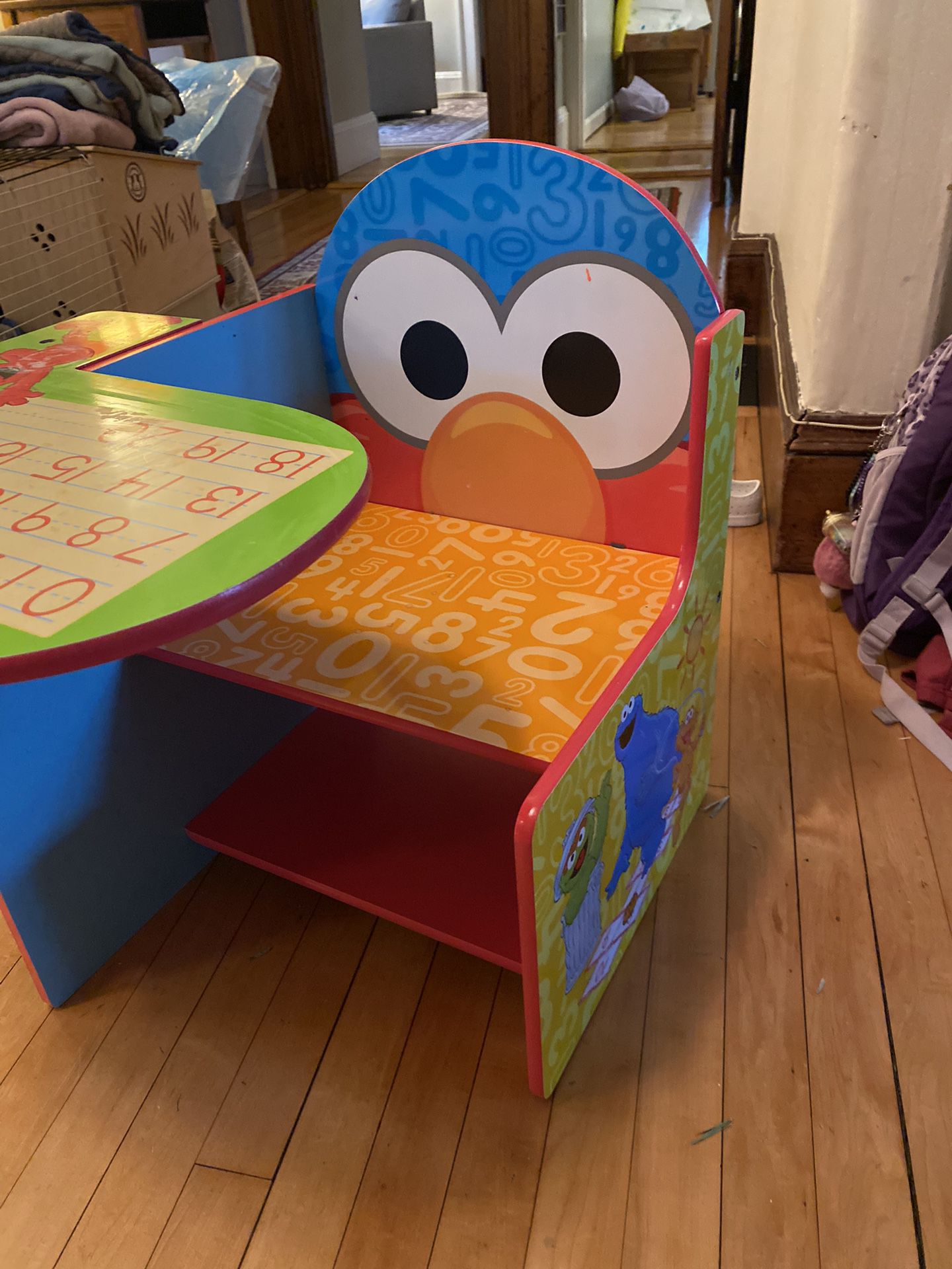 Elmo Desk And Seat (one Piece) With Cup And Cup holder
