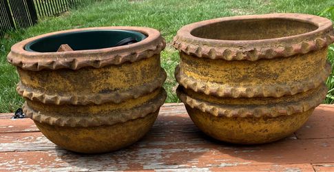 Large 17-Inch Round Plant Pot (12 Inches Deep)