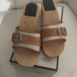 Coach sandals size 8