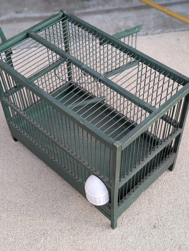 Decorative & Useful Bird Cage