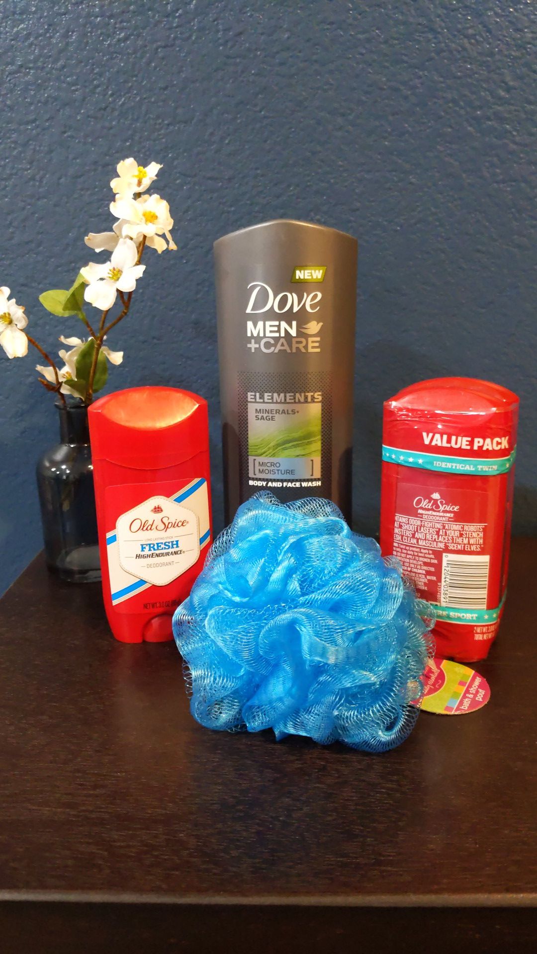 Bundle: 1 Dove men body and face wash, 2 Old Spice Deodorant ,1 Old Spice Deodorant and body sponge (blue)