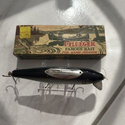 Pflueger Mustang Vintage Fishing Lure With Box No. 9509