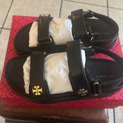 Brand New Tory, Burch Sandals With Strap