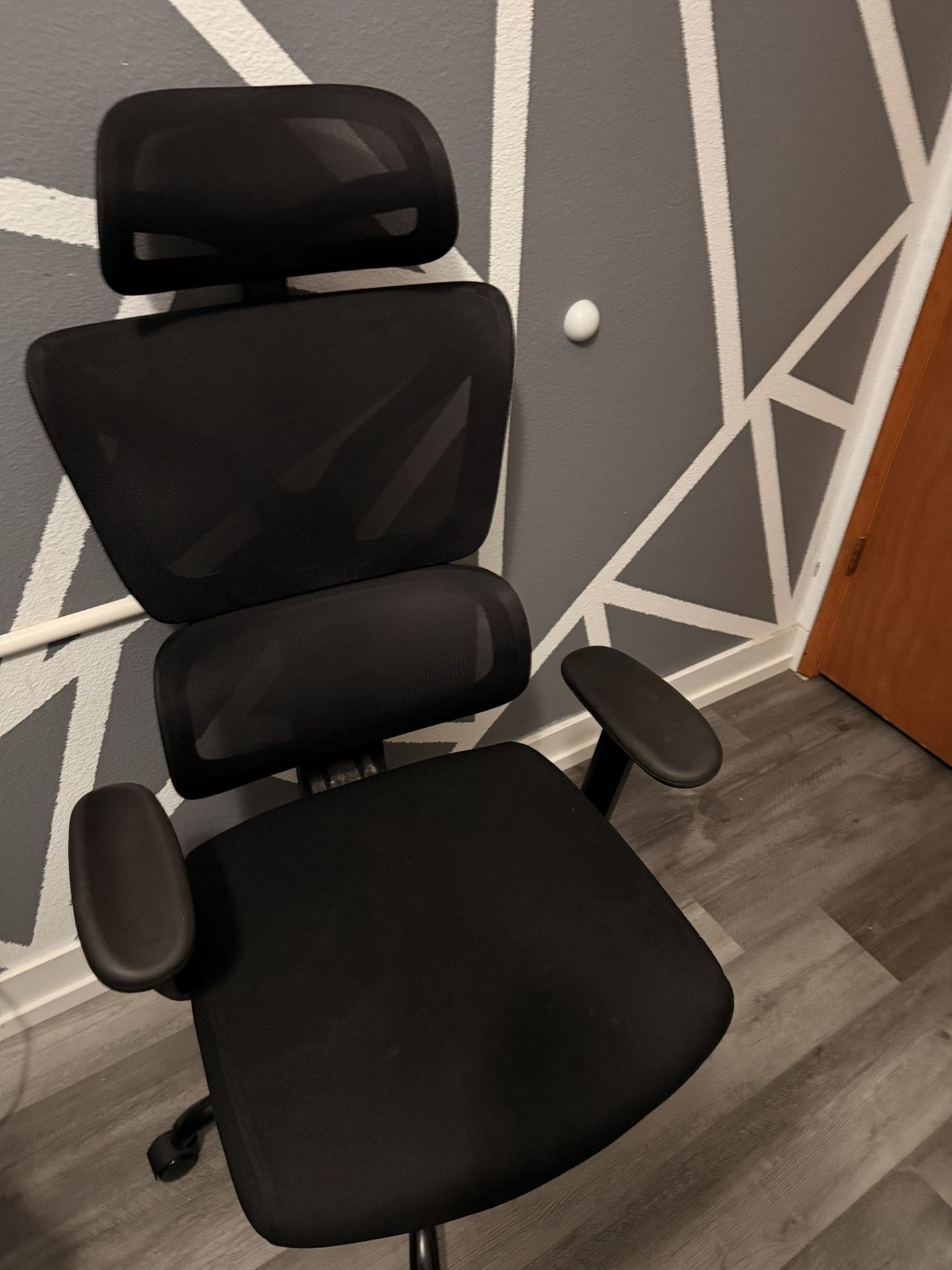 Ergonomics Office Chairs