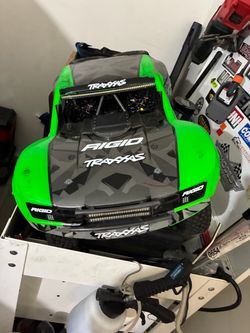 traxxas udr