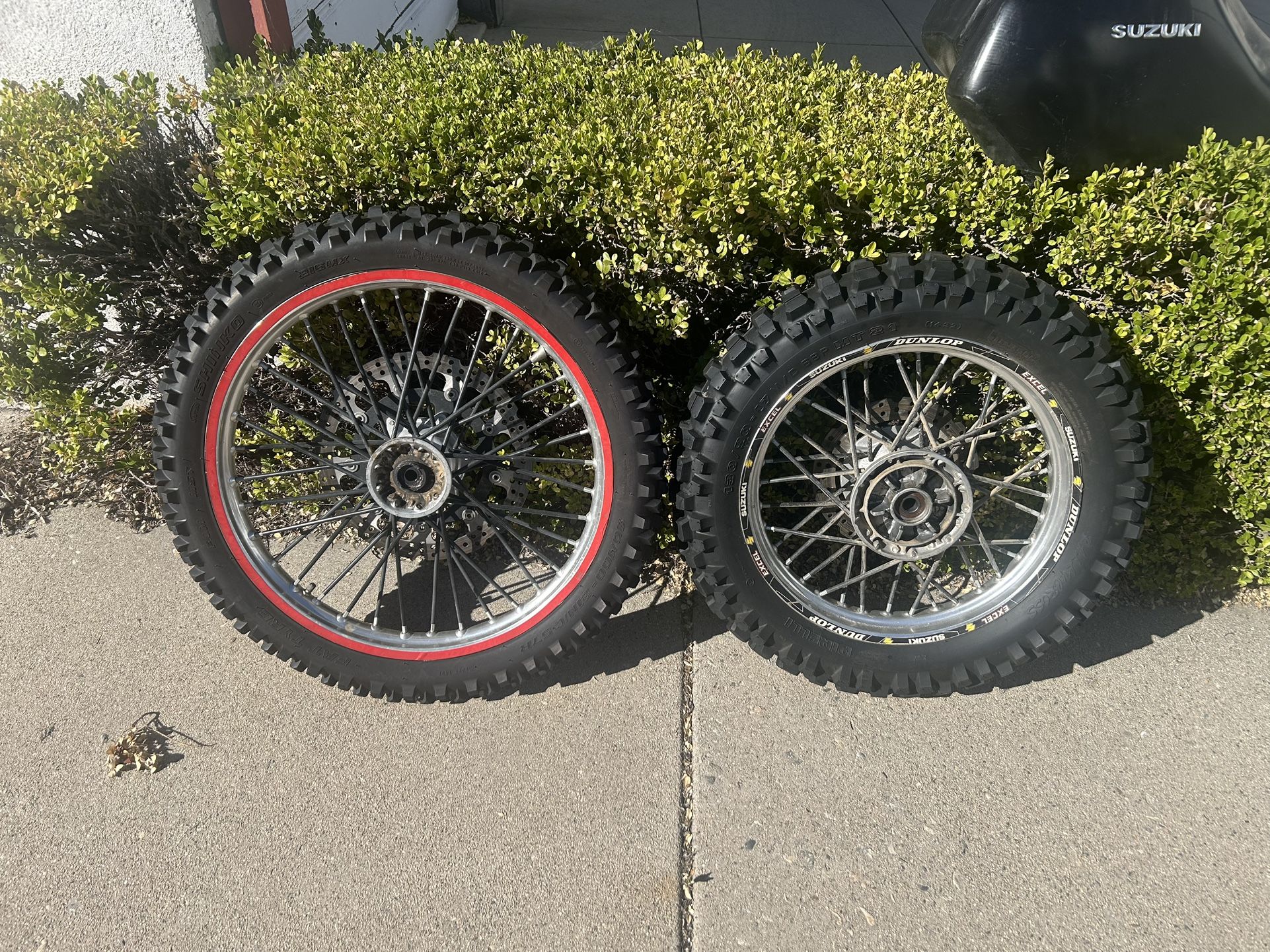 DR650 Wheelset With Knobbies