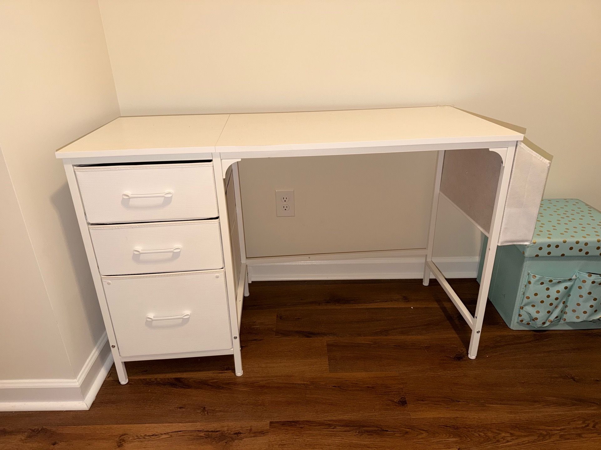 Computer/Office/Student Desk