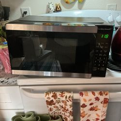 Microwave + Plate
