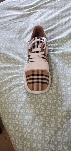 Burberry Sneaker!