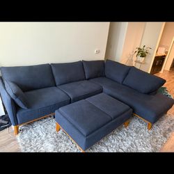 Sectional Sofa w/ Ottoman
