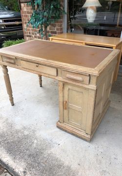 Awesome oak desk