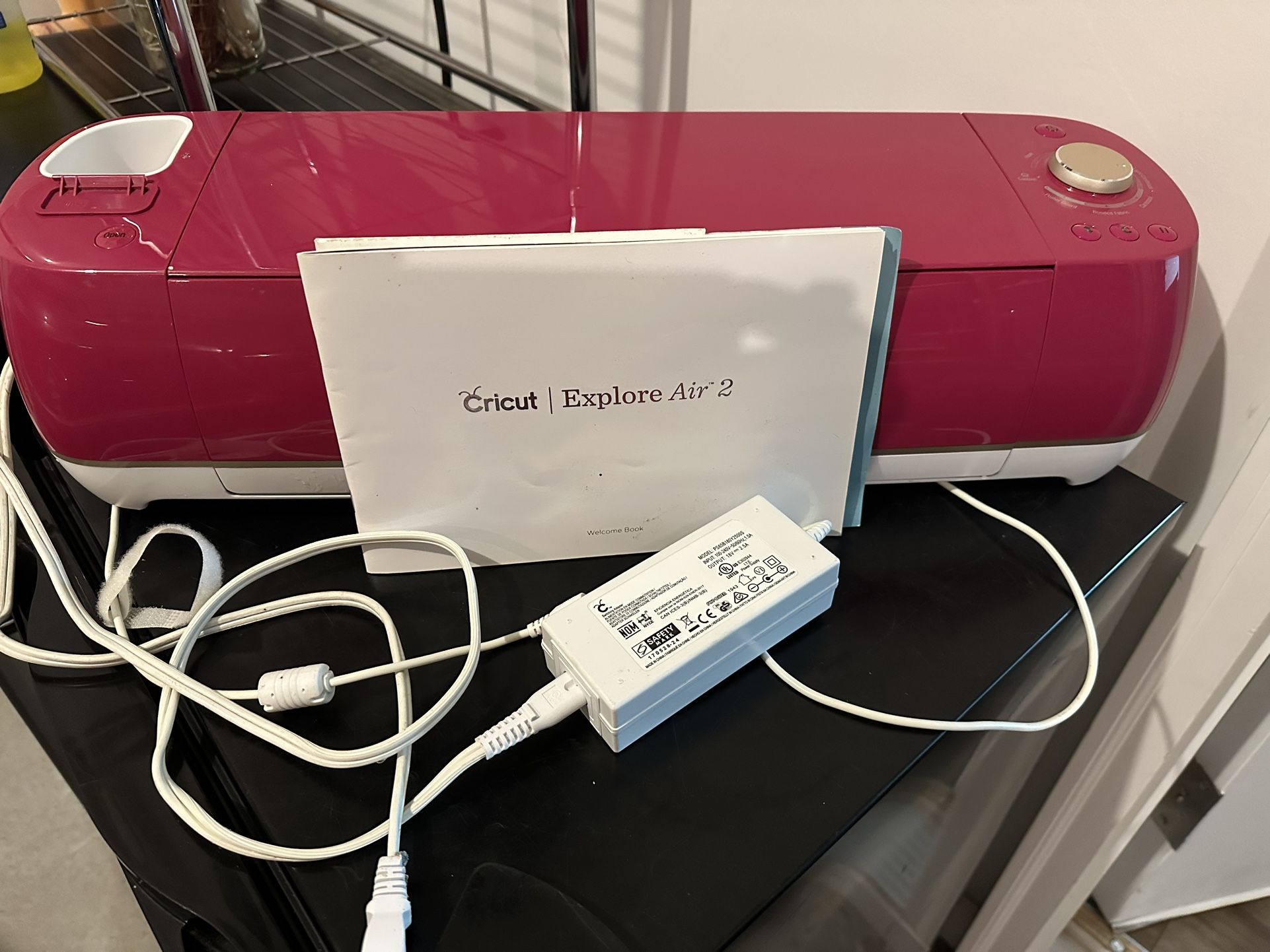 Cricut Explore Air 2 in Pink