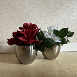 2 silver round vases