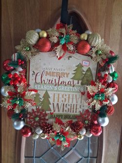 New 18x18 Christmas wreath ready to mpu southeast serious buyer don't deliver cash only