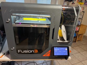 3d printer Two Fusion3 EDGE 3D Printer One works ok the other for parts or rebuild
