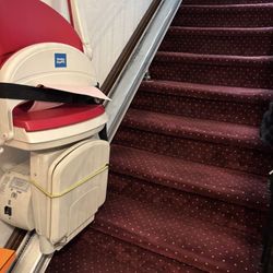 FREE Sterling Stairlift Must Go House Sold / You Remove 