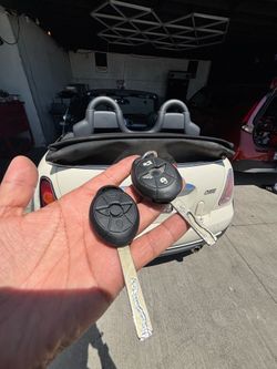 Llaves de autos / car keys and remotes