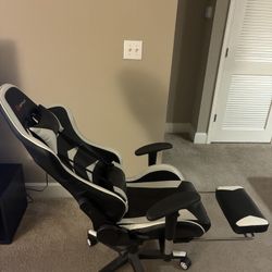 Powerstone Gaming Chair - With Footrest And Massage Pillow