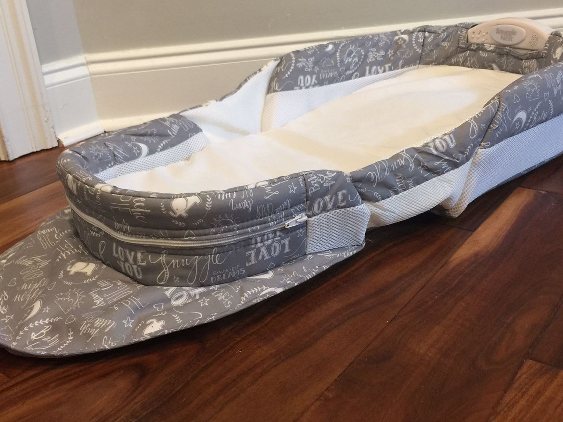 Snuggle Nest Surround XL - Baby Delight