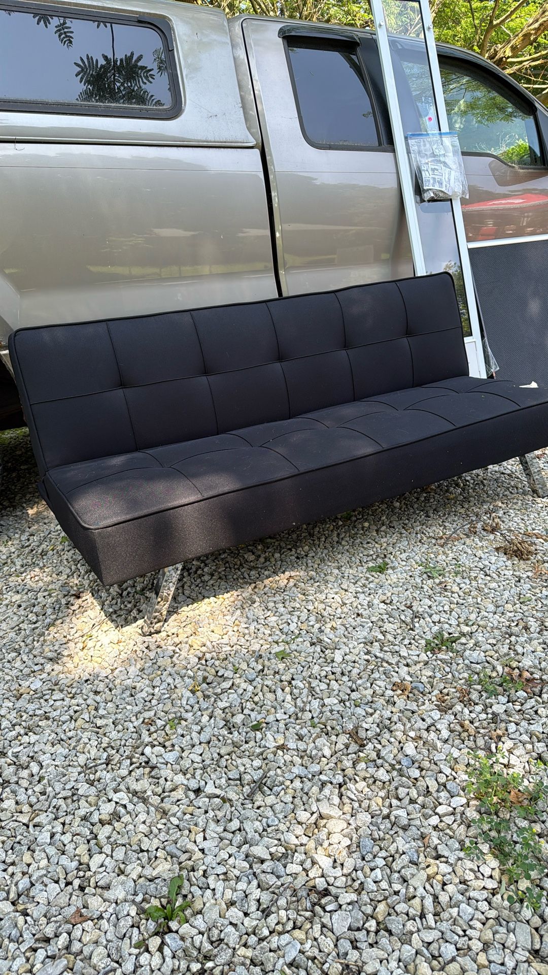 Serra Futon