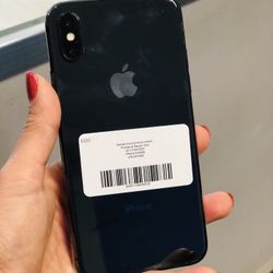 Factory unlocked iPhone x 64 gb, excellent conditions store warranty 