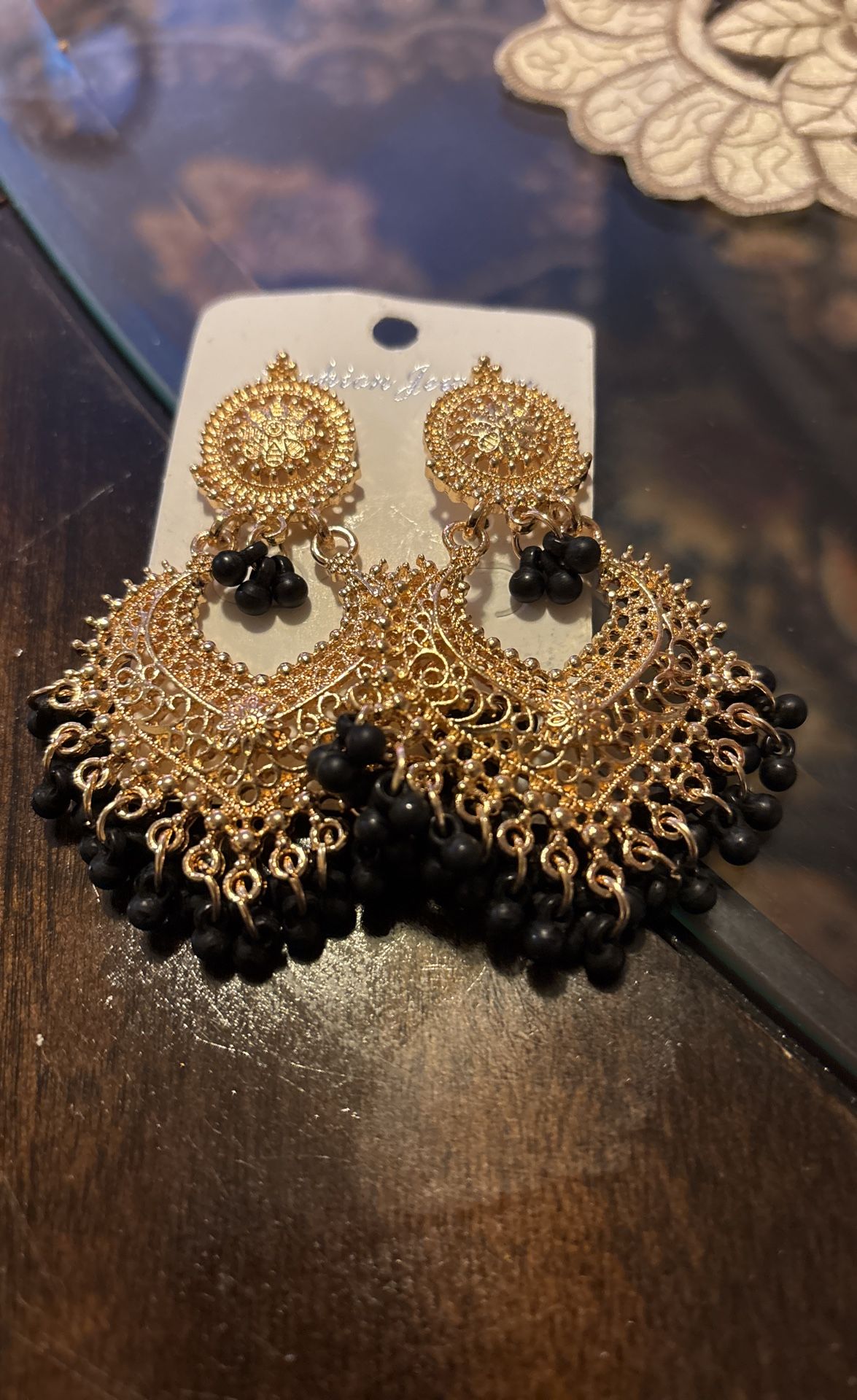 Ladies, Earrings, Black And Gold Collar Brand New