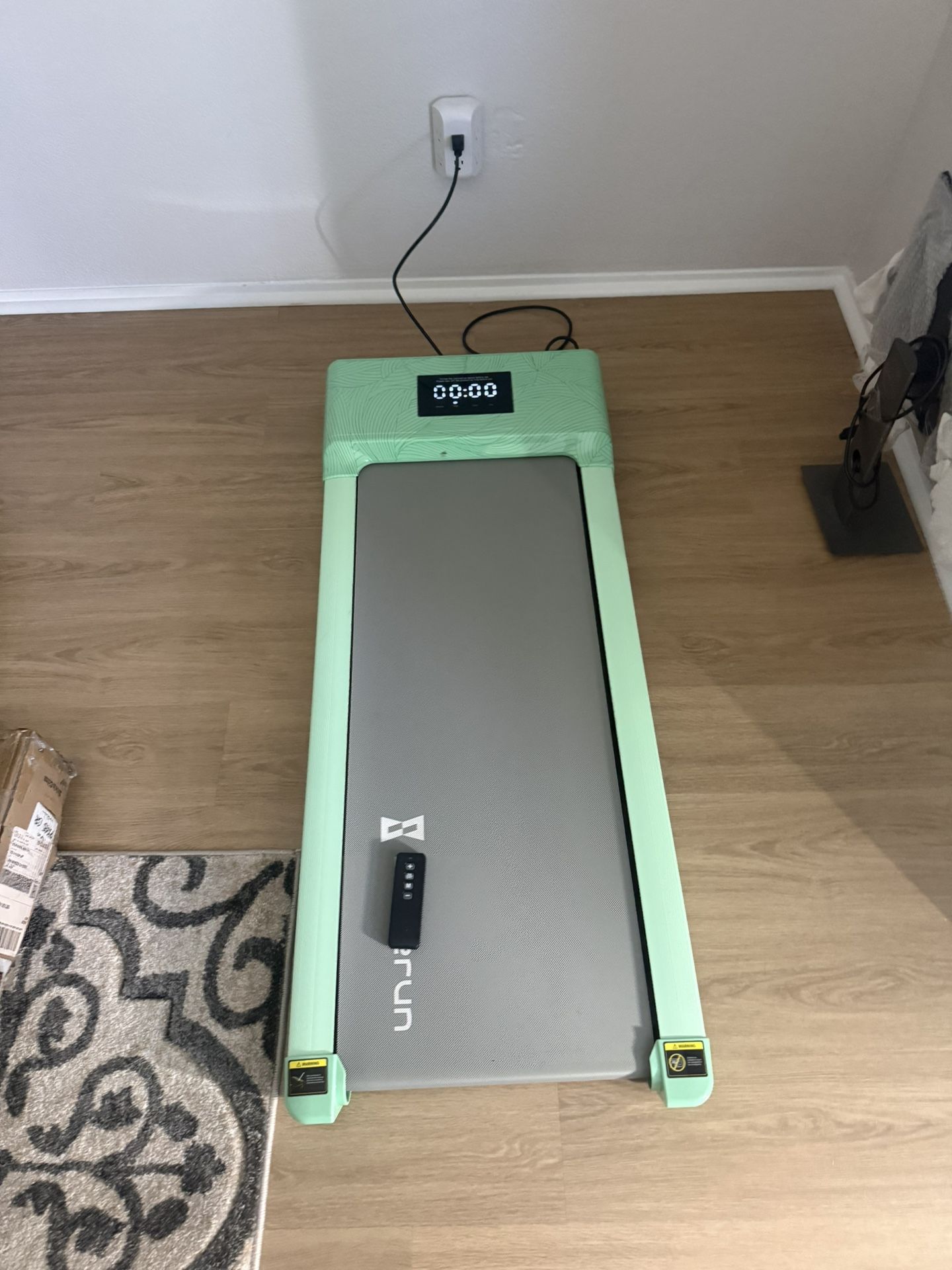 Small WFH treadmill With Remote